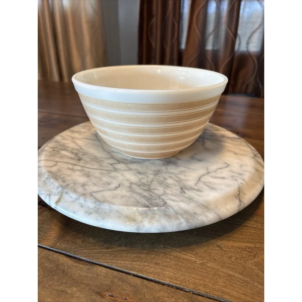VTG 60s MCM Pyrex 402 Rainbow Ovenware Sandlewood Tan Stripes 1.5 Qt Mixing Bowl